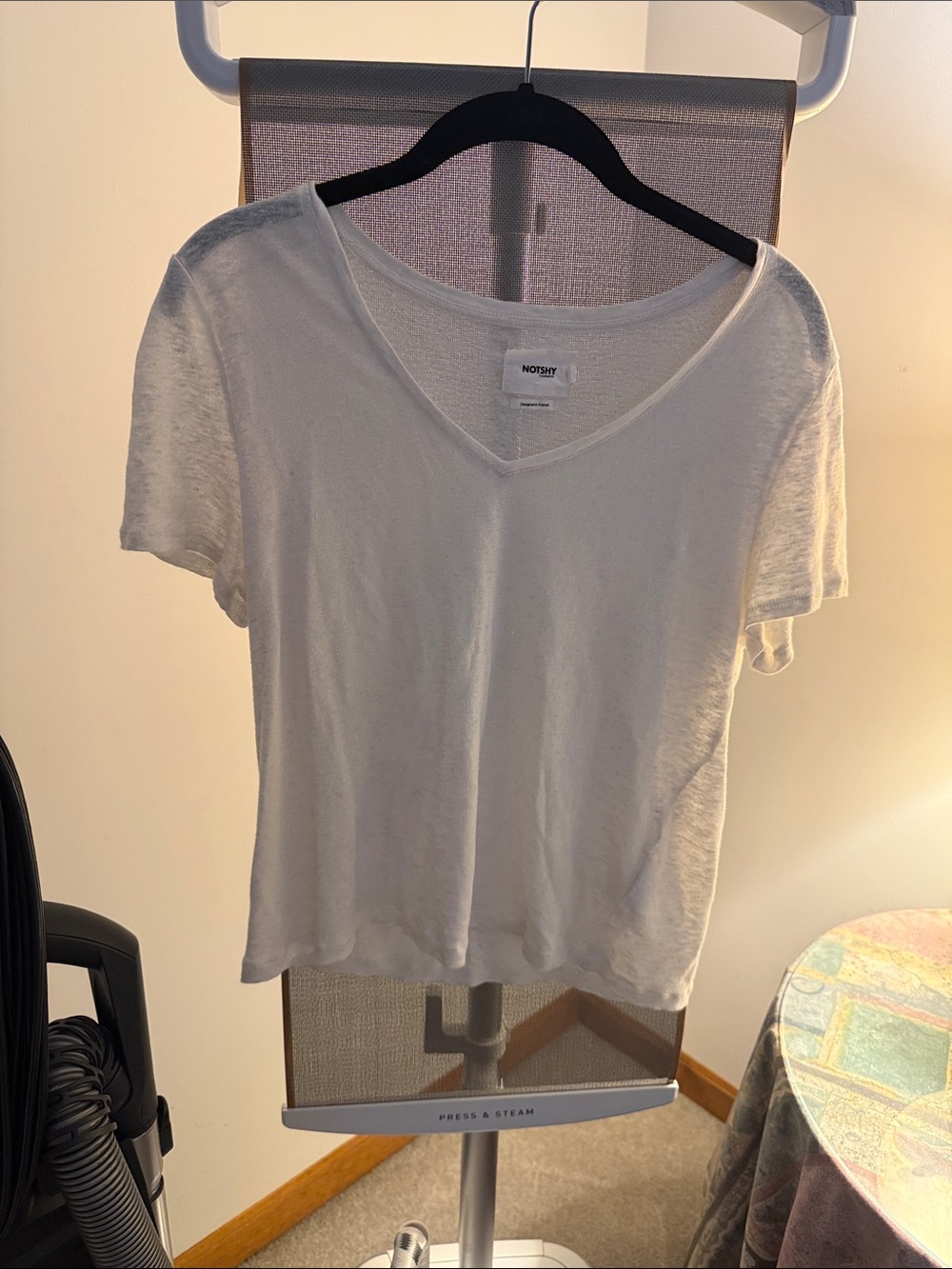 TSH White V-Neck Short Sleeve Tee